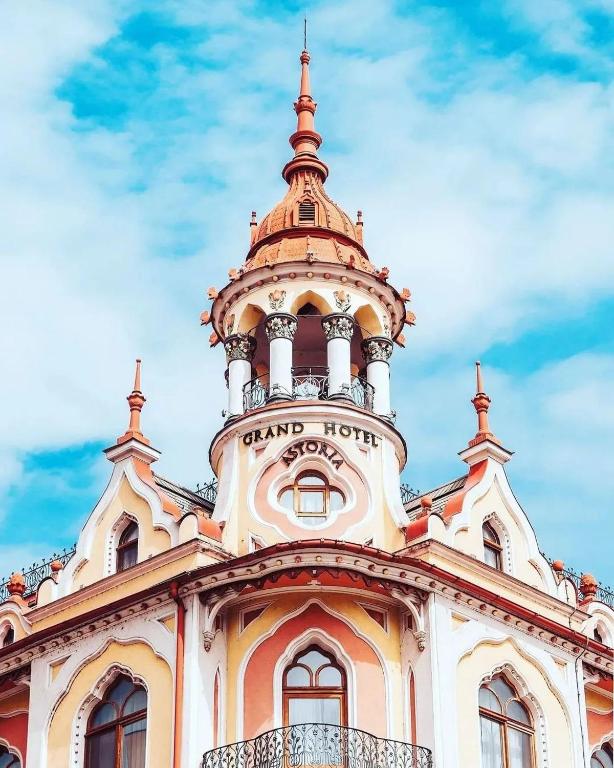 Astoria Grand Hotel - Resim 38