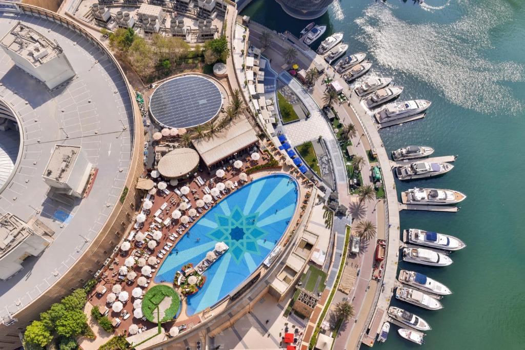 آدرس Dubai Marina Residences by Qstay