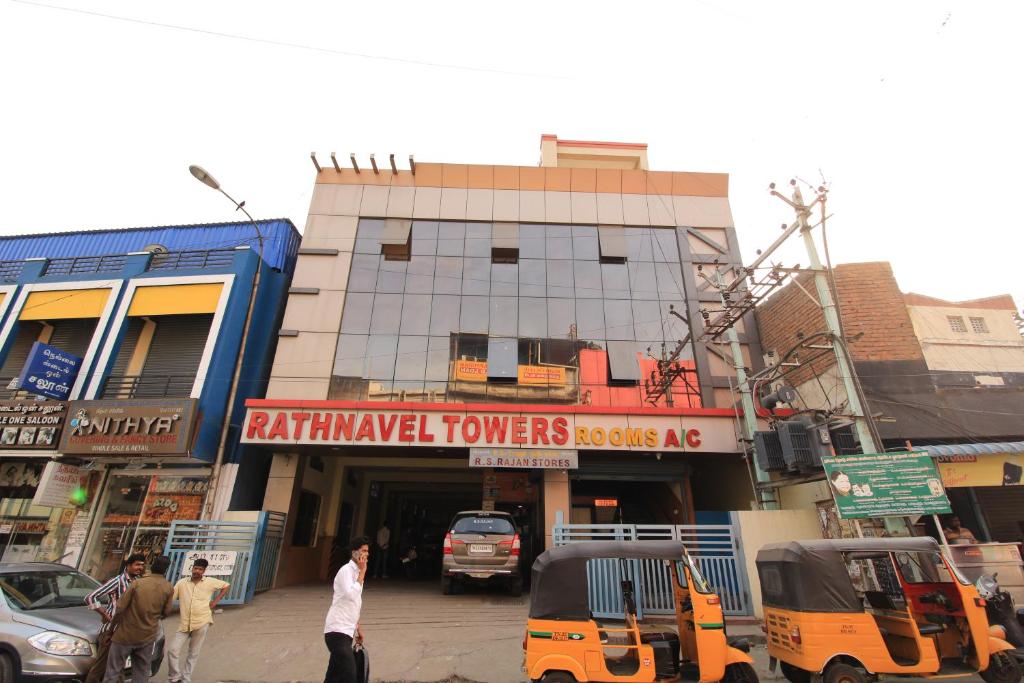 Hotel Rathnavel Towers - Housity