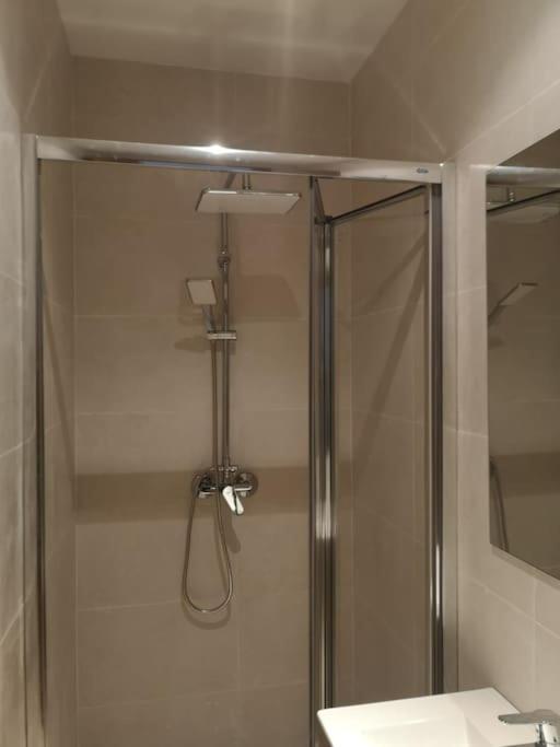 Kúpeľňa v ubytovaní Apartamento grande en el Puerto Marina del Este (La Herradura-Almuñecar)
