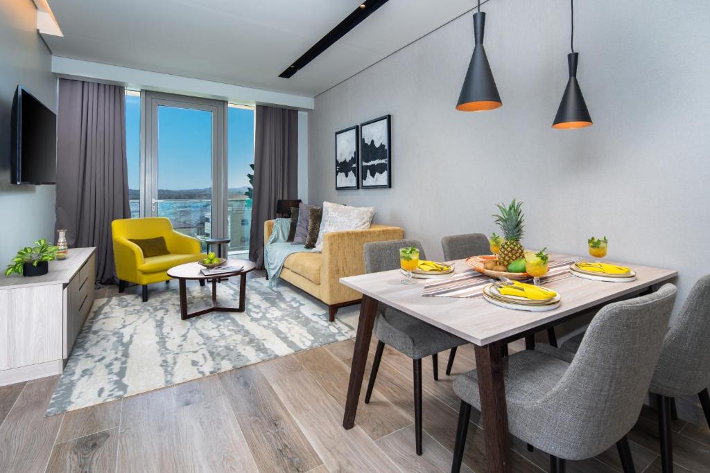 Citadines Abha - Executive Suite Met 2 Slaapkamers En Balkon