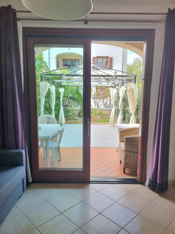 Balkon lub taras w obiekcie ValeValeHome - home gallery with fully equipped kitchen, reserved parking, big garden