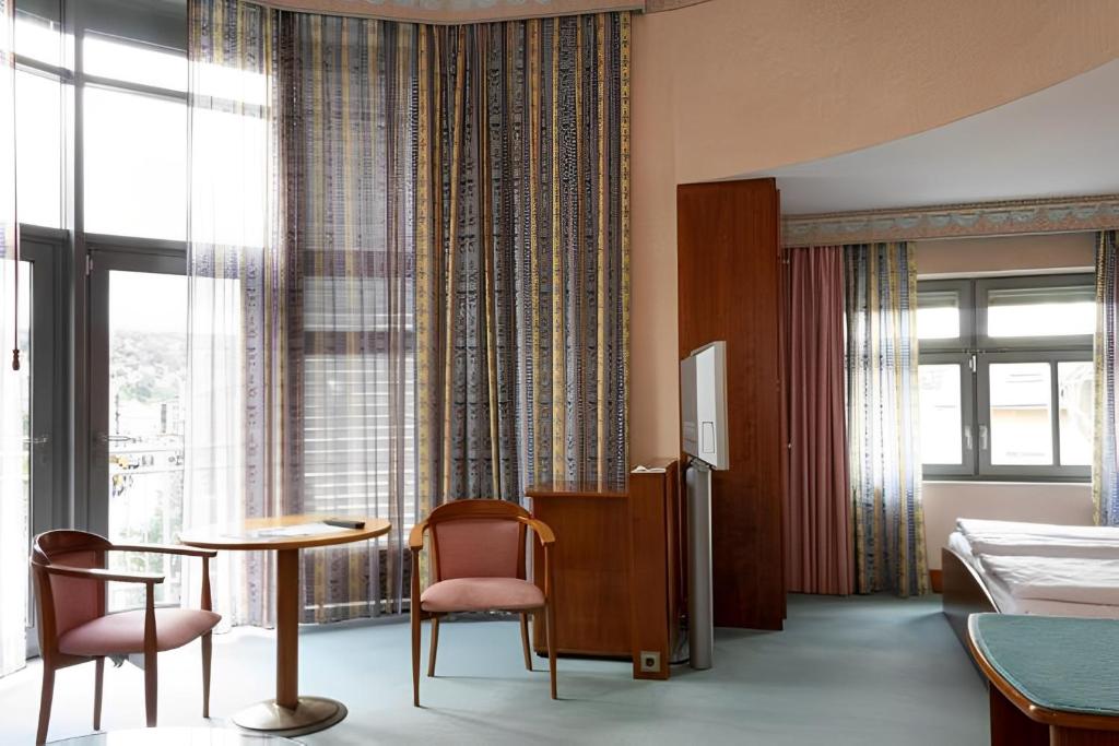 Hotel Am Blauen Wunder - Resim 24