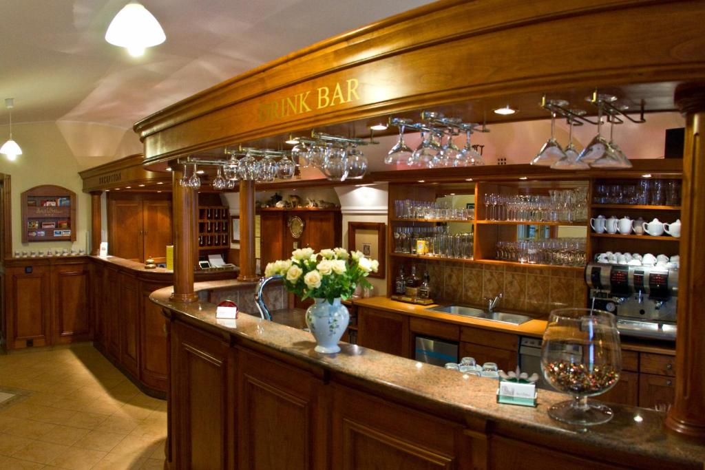 Lounge nebo bar v ubytování Hotel Wollner