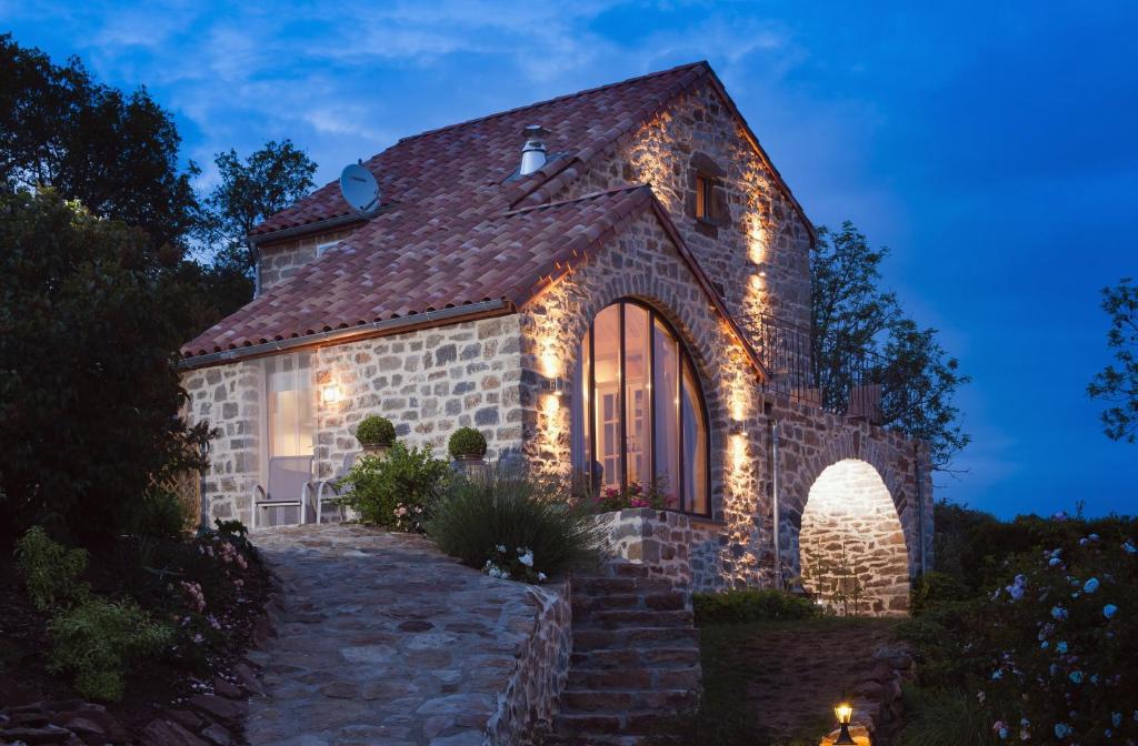 Fotografie z fotogalerie ubytování B&B Maison des Etoiles Chambre d'hôtes Adult Only v destinaci Verrières