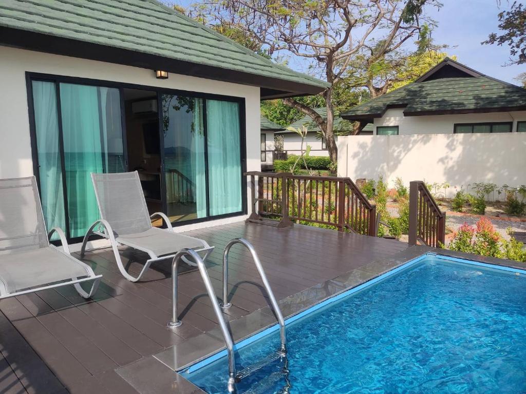 Phi Phi Holiday Resort, Leam Tong Beach - Premier Pool Am Strand