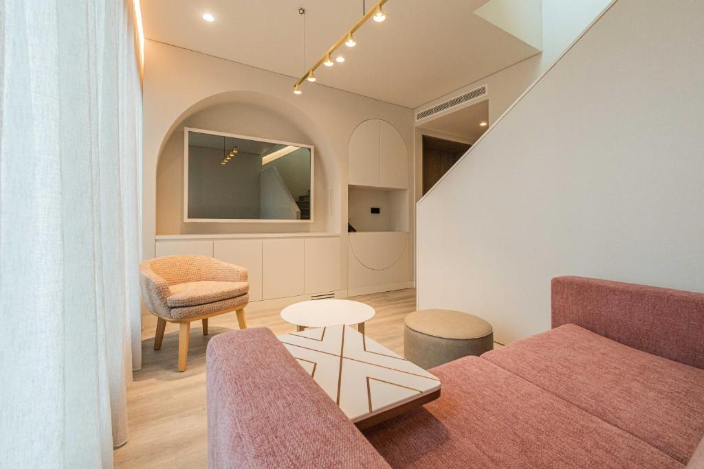 LUSTER Hotel - Resim 36