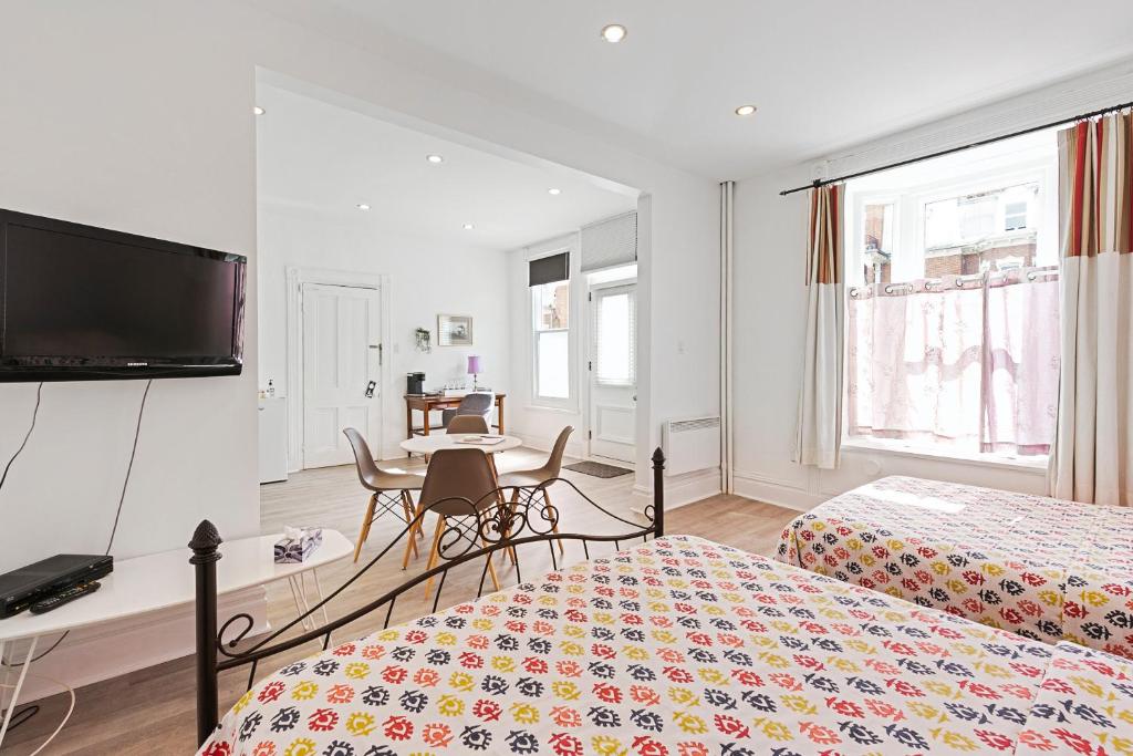 
Economy Quadruple Room
