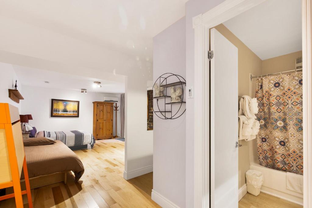 Auberge Château Des Tourelles - Par Aneyro - Resim 33