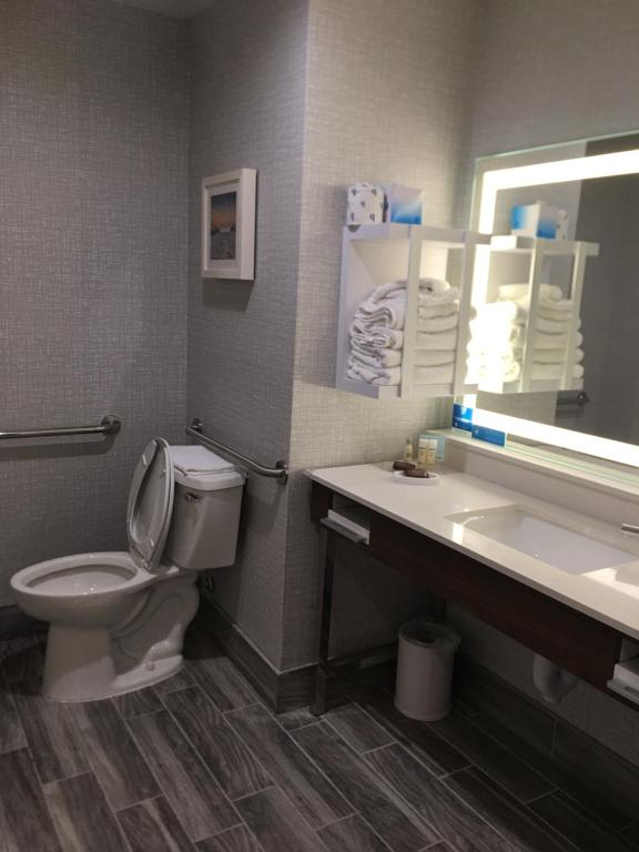 Hampton Inn Old Bridge NJ photo