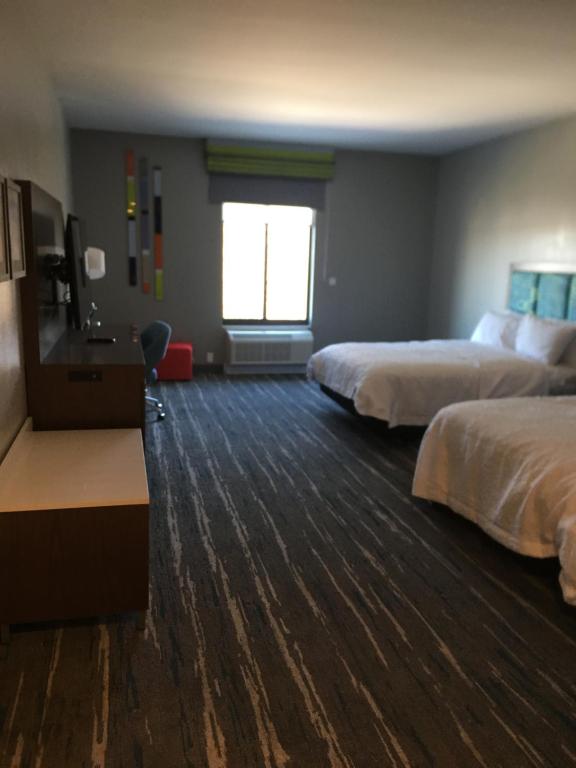 Hampton Inn Old Bridge NJ photo