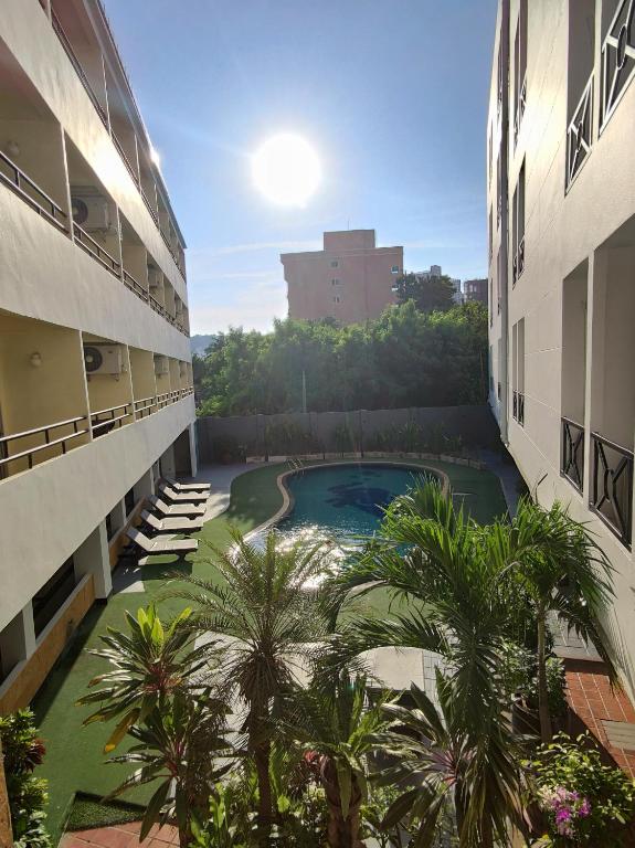 The Chanthong Residence and Hotel Pattaya - Resim 14