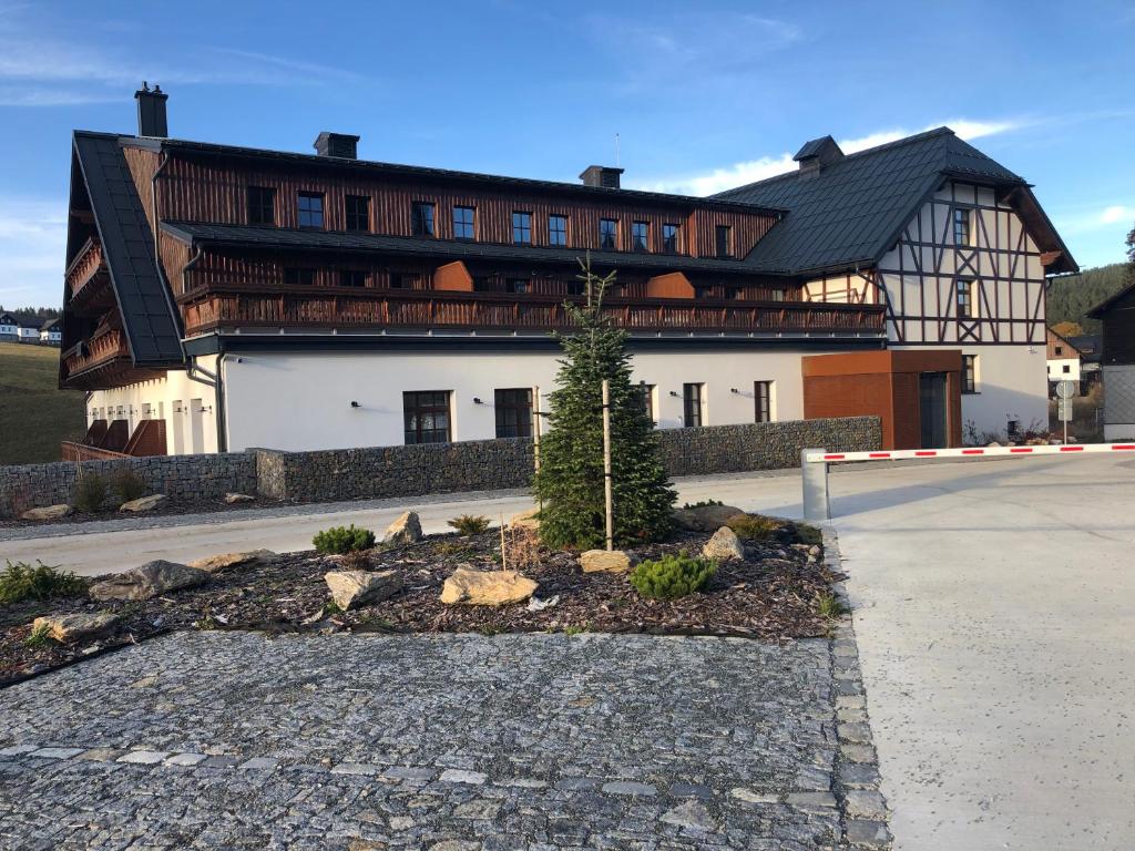 Budova, kde se apartmán nachází