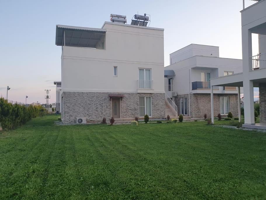 Ice Hockey Player’s Home