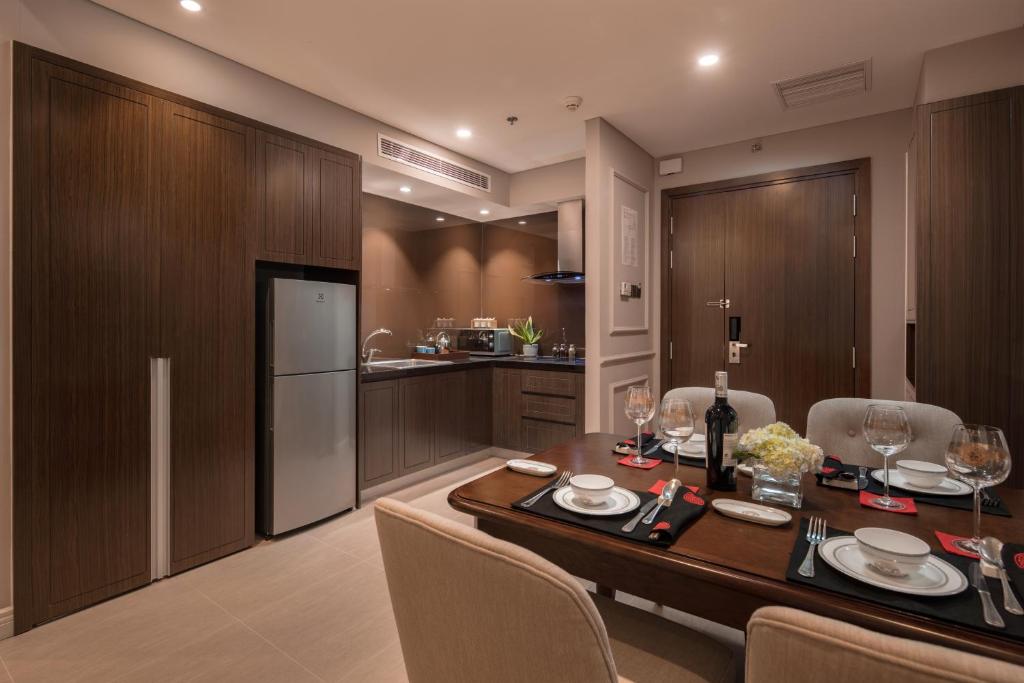 Luxury Beach Condo 5-star, Rooftop poolにあるキッチンまたは簡易キッチン