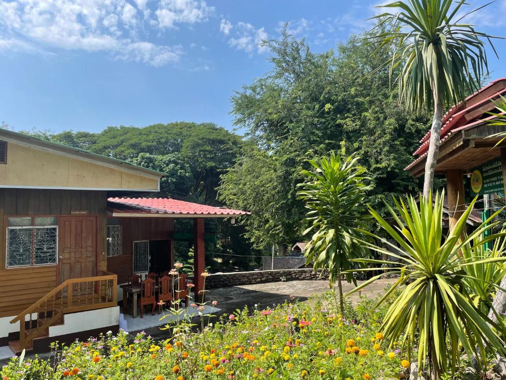 Zahrada ubytování The Creek Garden Resort Huainamrin เดอะ ครีก การ์เด้น รีสอร์ท ห้วยน้าริน