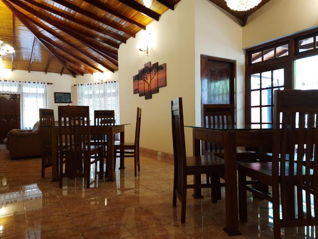 Kandy Bliss Lounge - 8