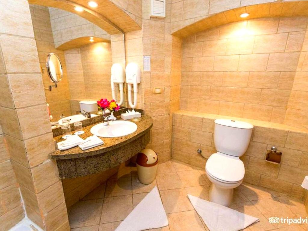 Utopia Beach Club - 18