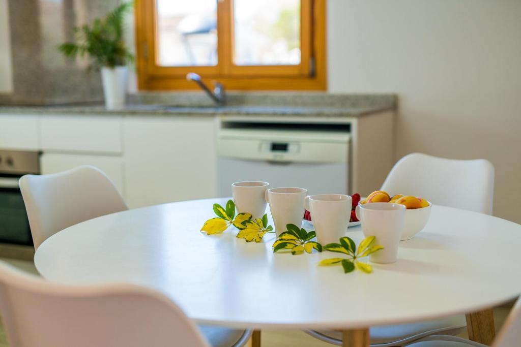 A kitchen or kitchenette at Ideal Property Mallorca - Pins 441