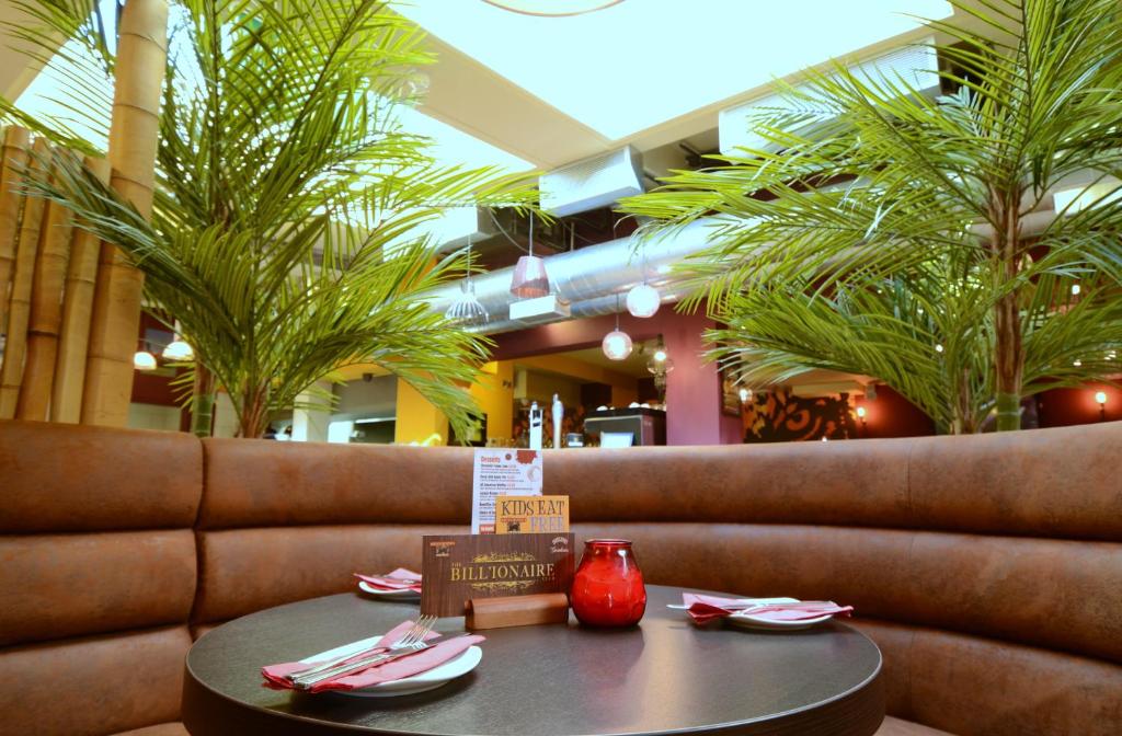 Pelican London Hotel and Residence - Resim 22