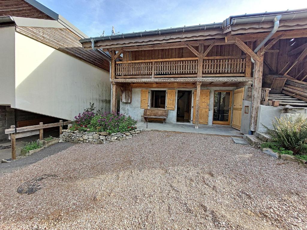 Budynek, w którym mieści się apartament