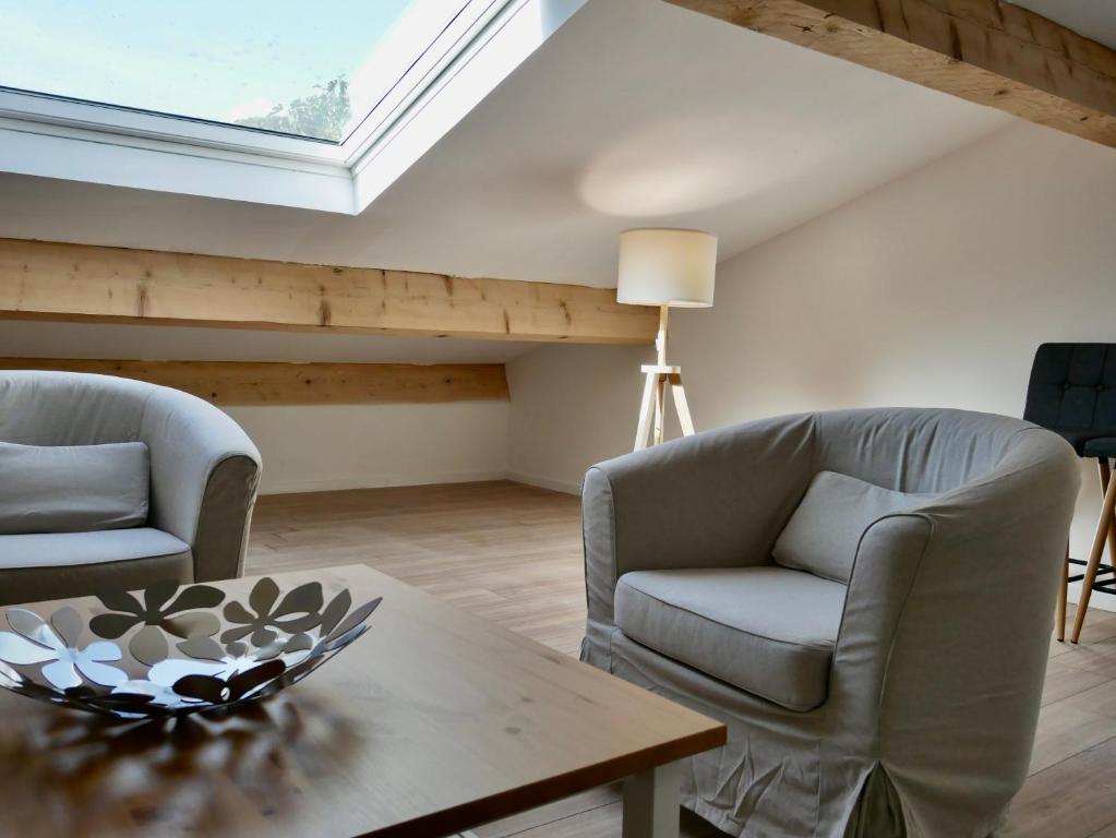 Część wypoczynkowa w obiekcie En Vau - Coliving - Mas des Sous Bois