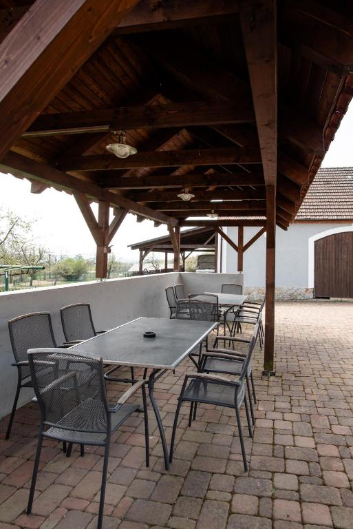 Patio nebo venkovní prostory v ubytování Penzion Orlov