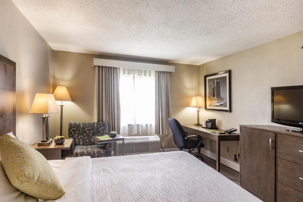 La Quinta Inn by Wyndham Richmond South - غرفة الملك - غير المدخنة