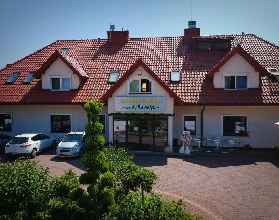 Budova, kde se penzion – hostinec nachází