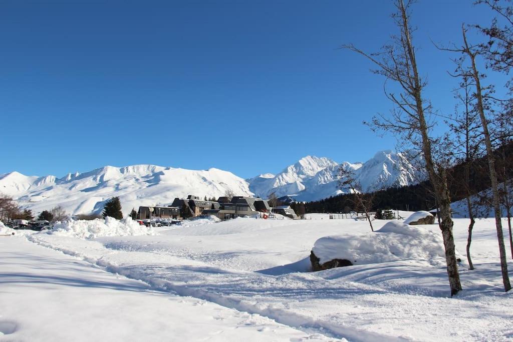 Les Gourgs Blancs - Val Louron, vue sur pistes im Winter