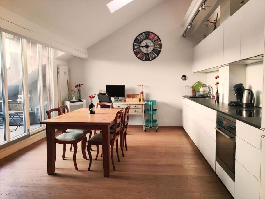 Moderne Dachwohnung / Modern Penthouse in Bern, Bern (updated prices 2024)