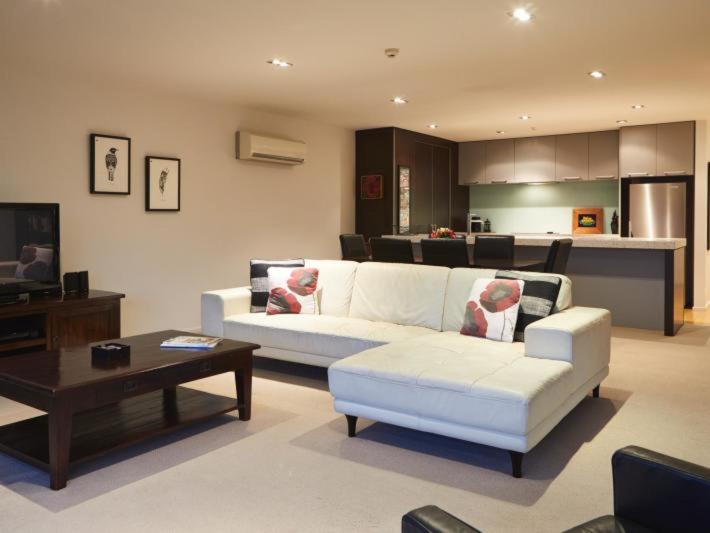 Pohutukawa Apartment - Resim 21