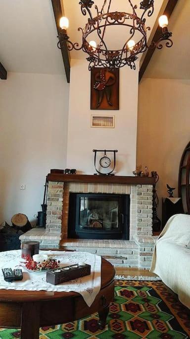 Posezení v ubytování Ξενώνας Άνθεμις