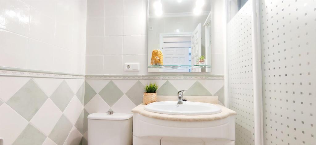 Kúpeľňa v ubytovaní Apartamento La Felicidad II by DENIA COSTA