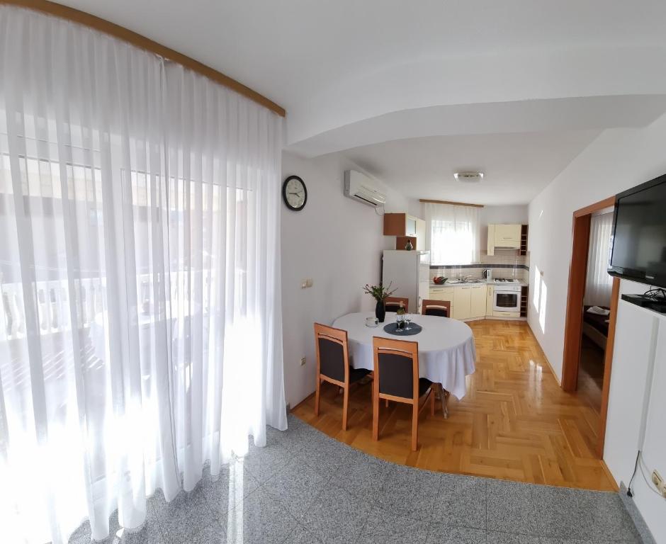 Apartments Ćosic - Appartement Avec Vue Sur Le Jardin