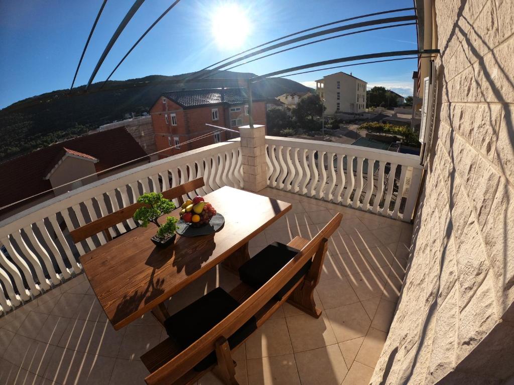 Balkón alebo terasa v ubytovaní Apartments Ćosic