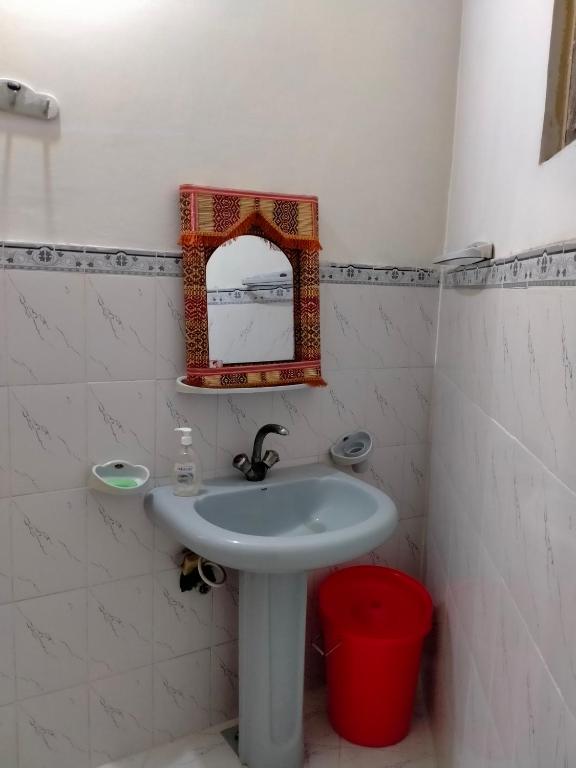 Five Giants Lahore Homestay - Double Room