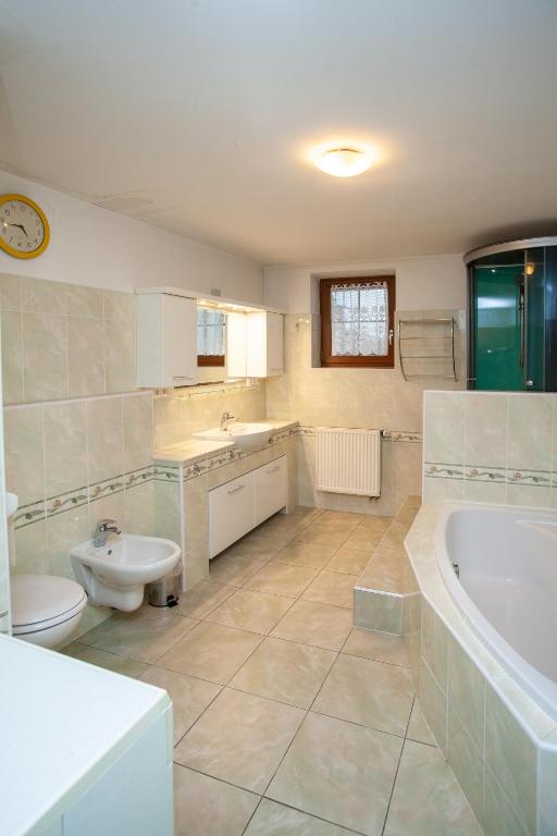 Koupelna v ubytování Apartmány NaVyhlídce