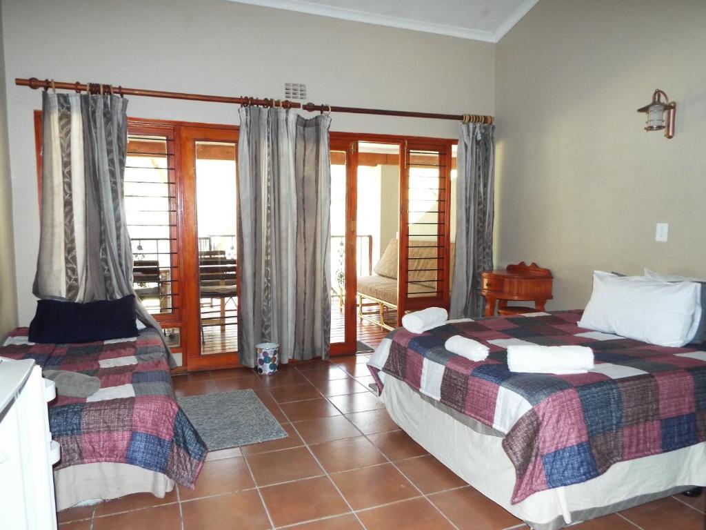 Aloes Country Inn - Habitación Cuádruple Estándar
