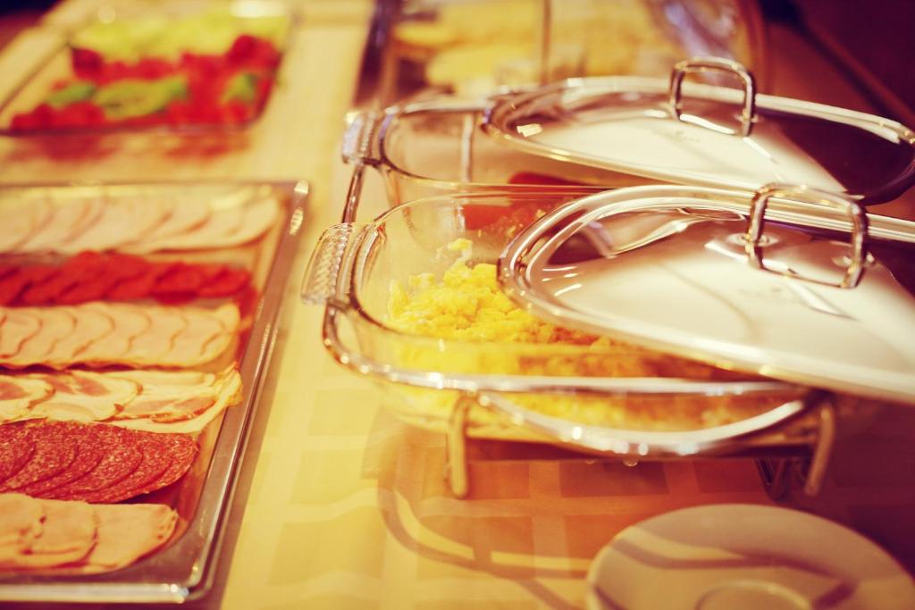 City Hotel Nitra with free parking - Resim 27