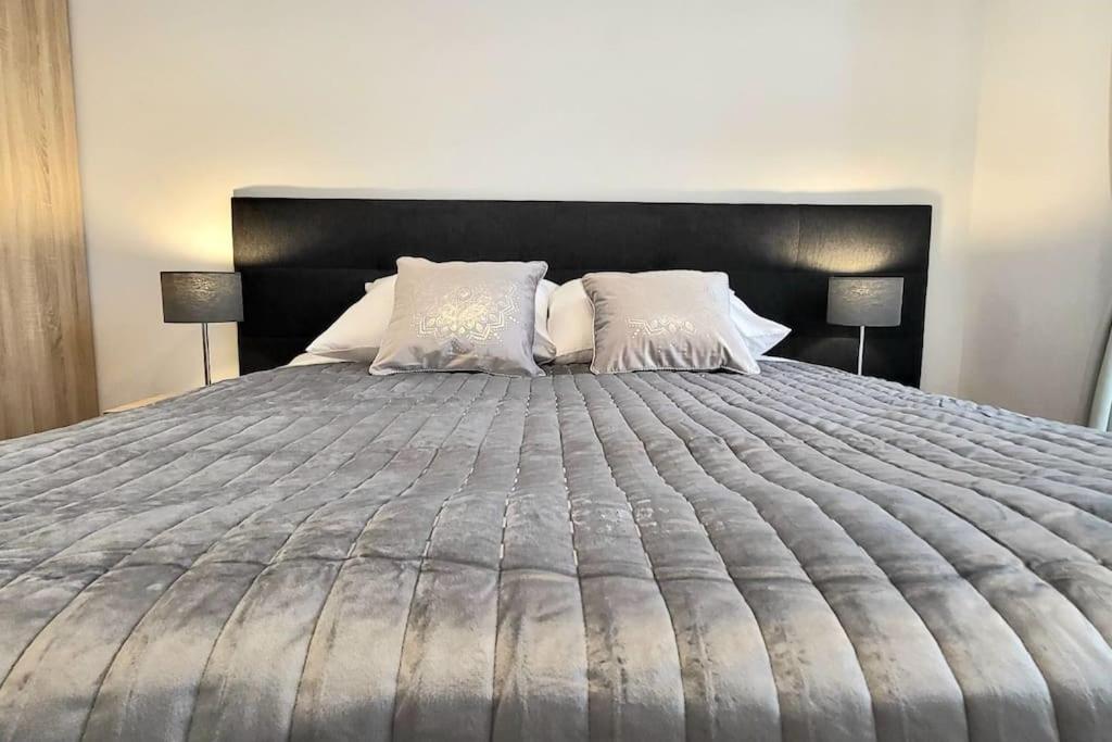 Fotografie z fotogalerie ubytování Modern Silver Apartment 2 rooms Bosacka Old Town v Krakově