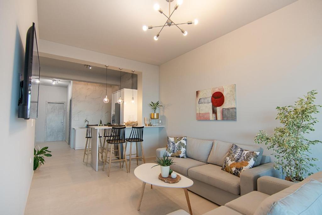 Georgianna's suite with private pool , 'blank suite' - Maison D'une Chambre