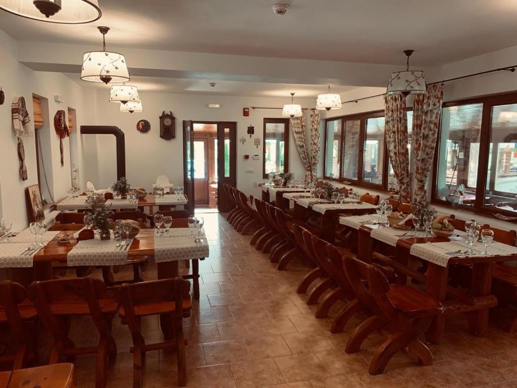 Restaurace v ubytování Dorul Pescarului