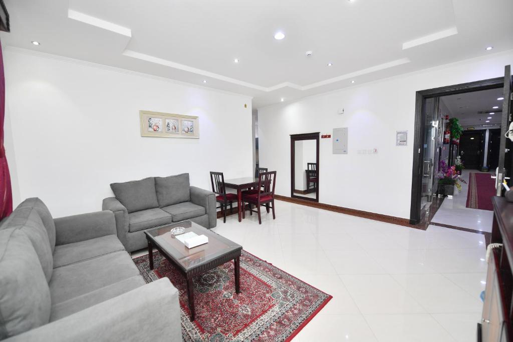 Posezení v ubytování Aseel Alsharq Hotel