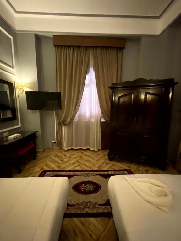 Cosmopolitan hotel - 8