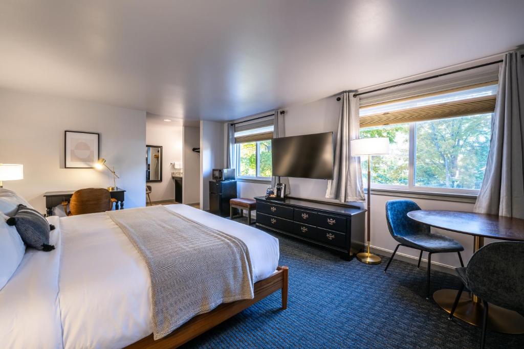 Riverhouse by Weekender formerly Jack Daniels Inn - Chambre Lit King-Size De Luxe