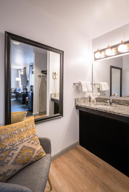 Riverhouse by Weekender formerly Jack Daniels Inn - Chambre Lit King-Size Supérieure