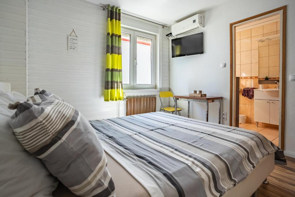 Apartments Nina - 11