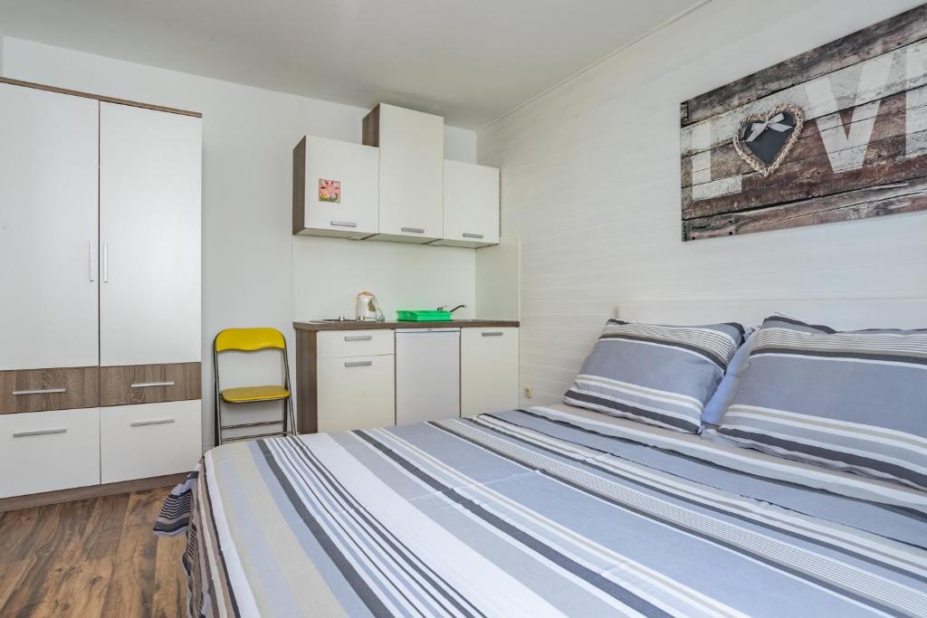 Apartments Nina - 12