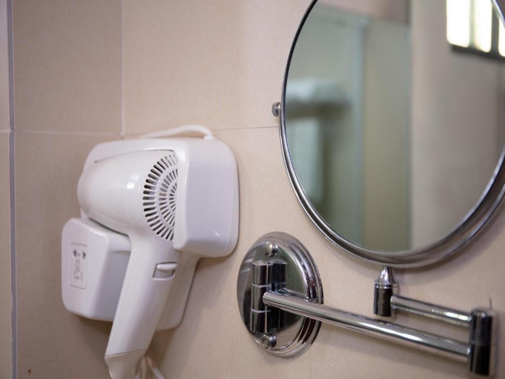 Liberty Hall Tam Coc Hotel & Villa - 12